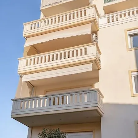 Marita Luxury With Parking Space 아파트